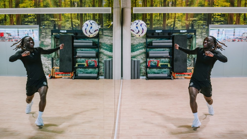 Man in the mirror : Jeremy Doku was also all smiles in the gym