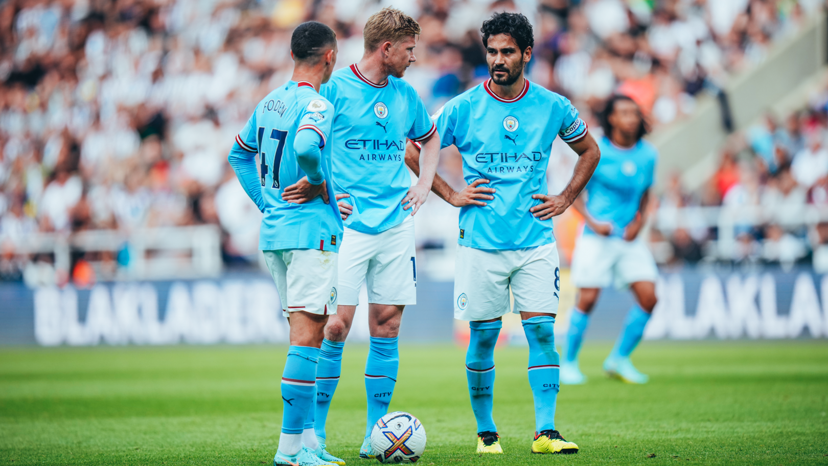 De Bruyne returns for Aston Villa test as City make one change 