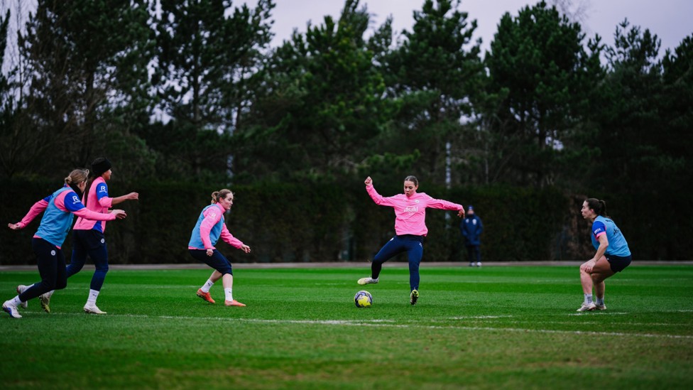 PASSING GAME : Beney tries to find a team-mate