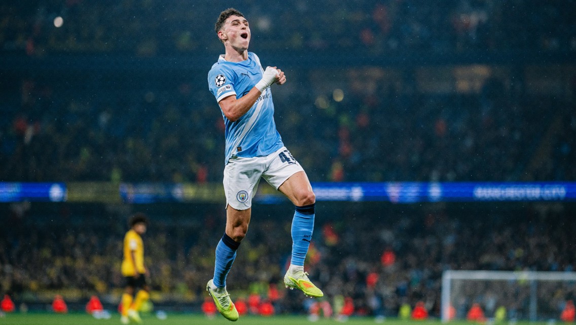 FANTASTIC FODEN: What a strike!