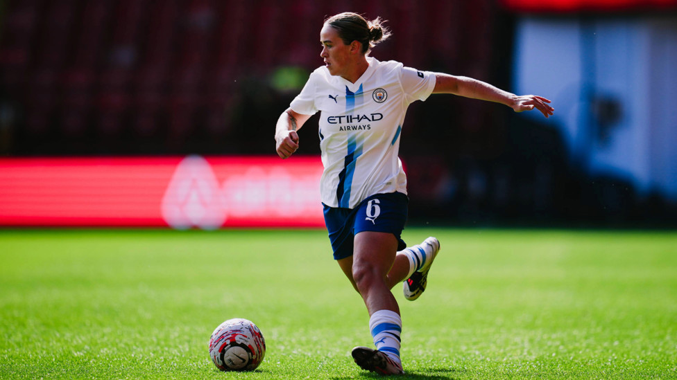 Raising the tempo : Grace Clinton looking to cut through the lines