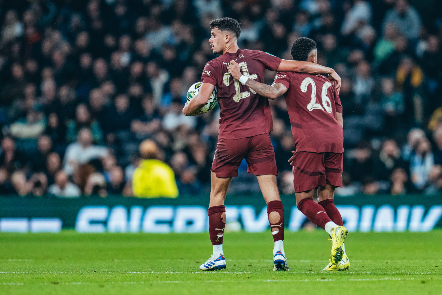 City perde para o Tottenham nas oitavas da Copa da Liga