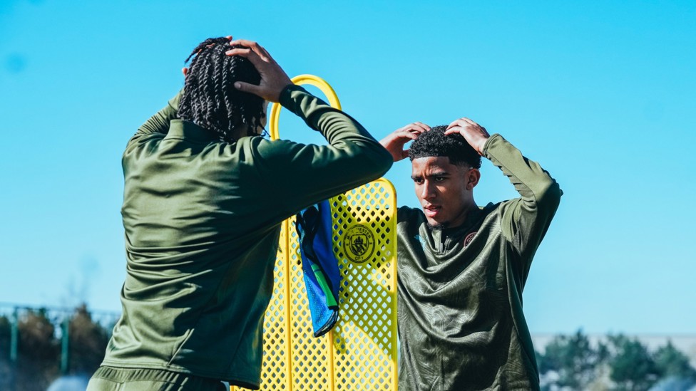 HEADS UP: : Michael Okeke and Jahmai Simpson Pusey training ahead of AZ Alkmaar 
