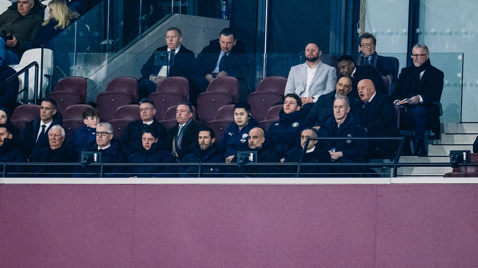 Guardiola lamenta empate em Londres 