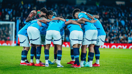 HUDDLE UP: Ready to play!