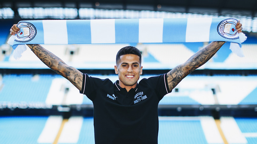 BLUE AND WHITE : Showing off his new colours