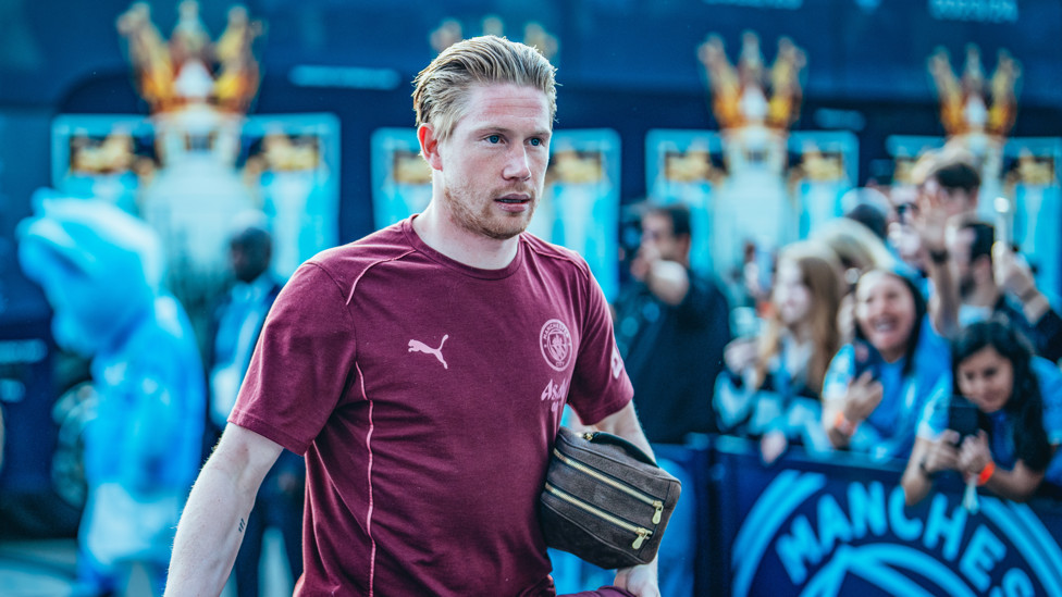 MAIN MAN : De Bruyne arrives at the stadium.
