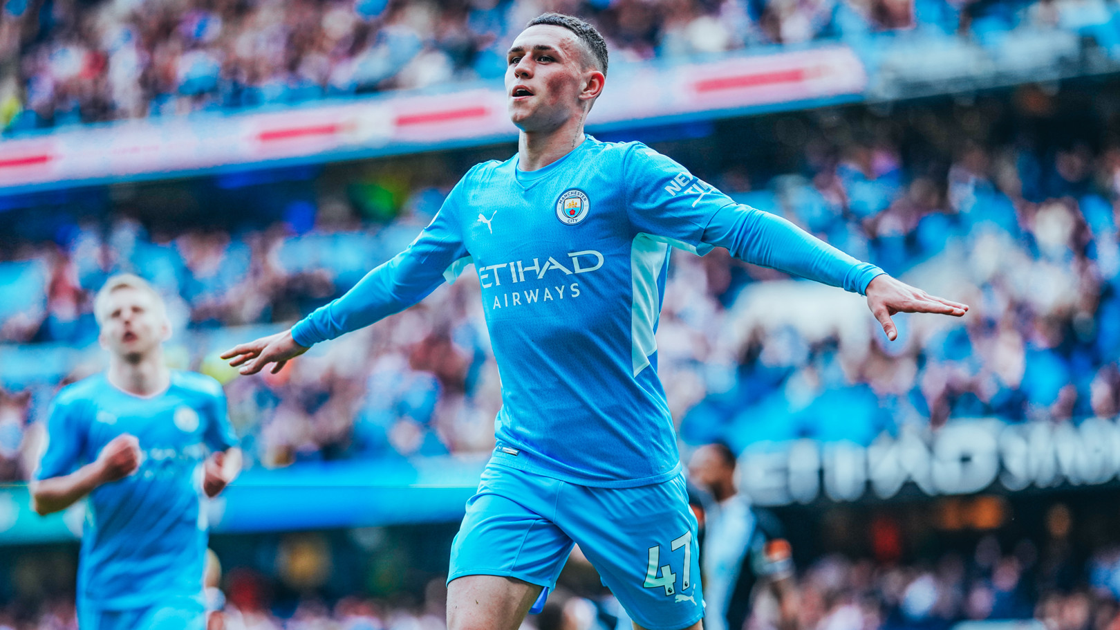 Bernardo, Fernandinho and Foden start against Wolves