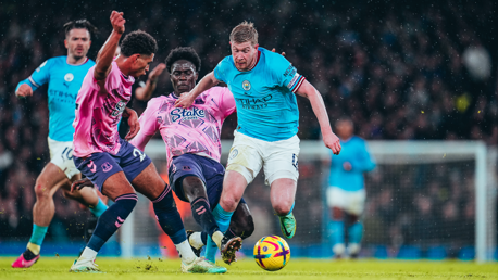 ON THE CHARGE: KDB races forward.
