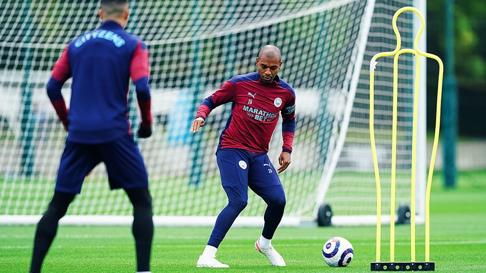 CAPTAIN FANTASTIC: Fernandinho gets match ready!