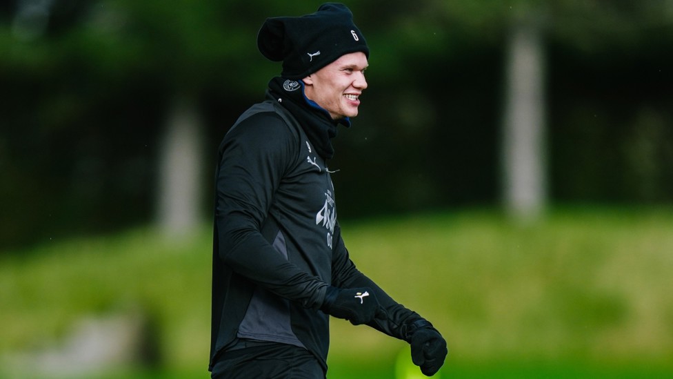 ALL SMILES : Erling Haaland looks happy