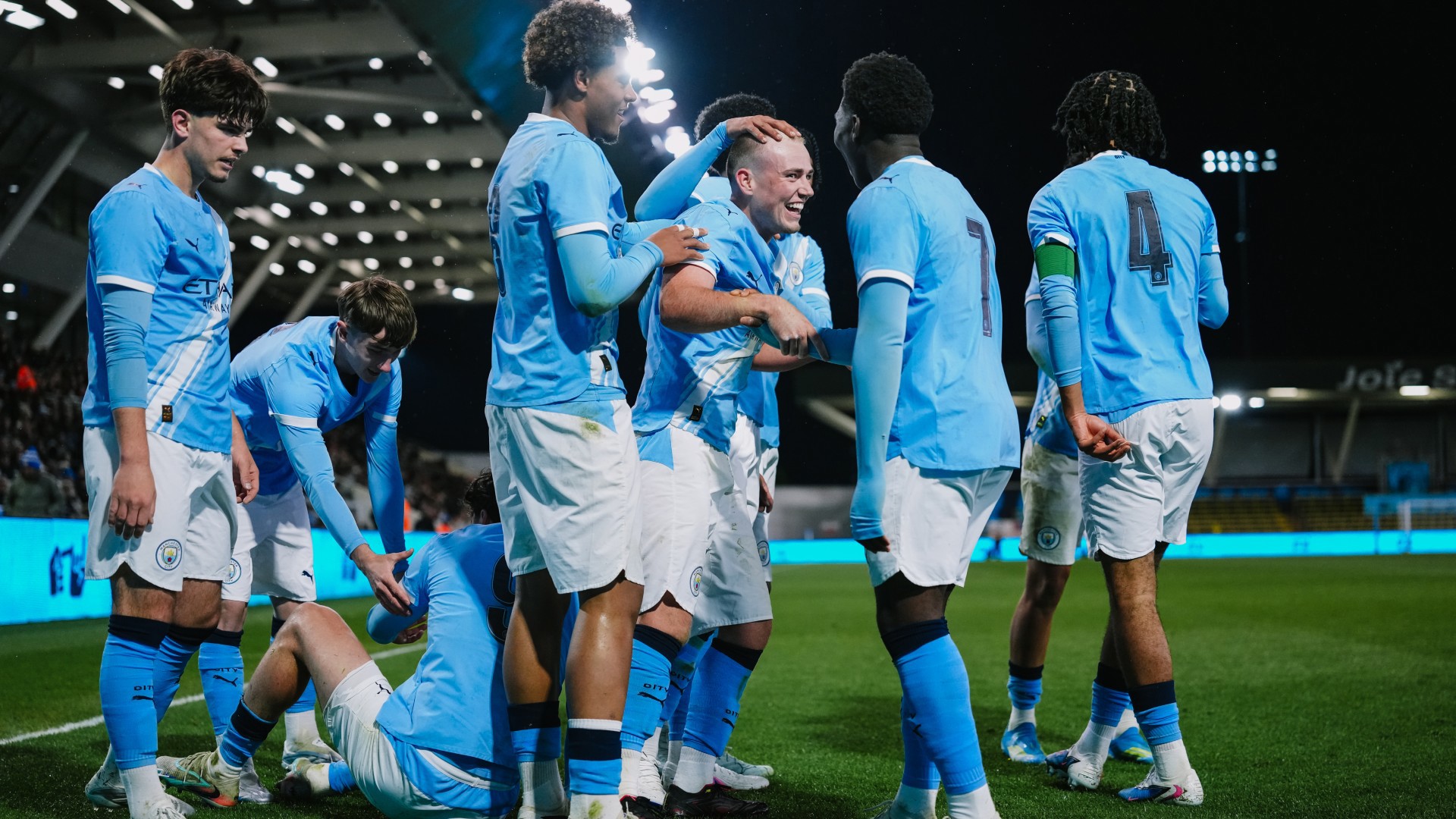 City to host Manchester United in FA Youth Cup final
