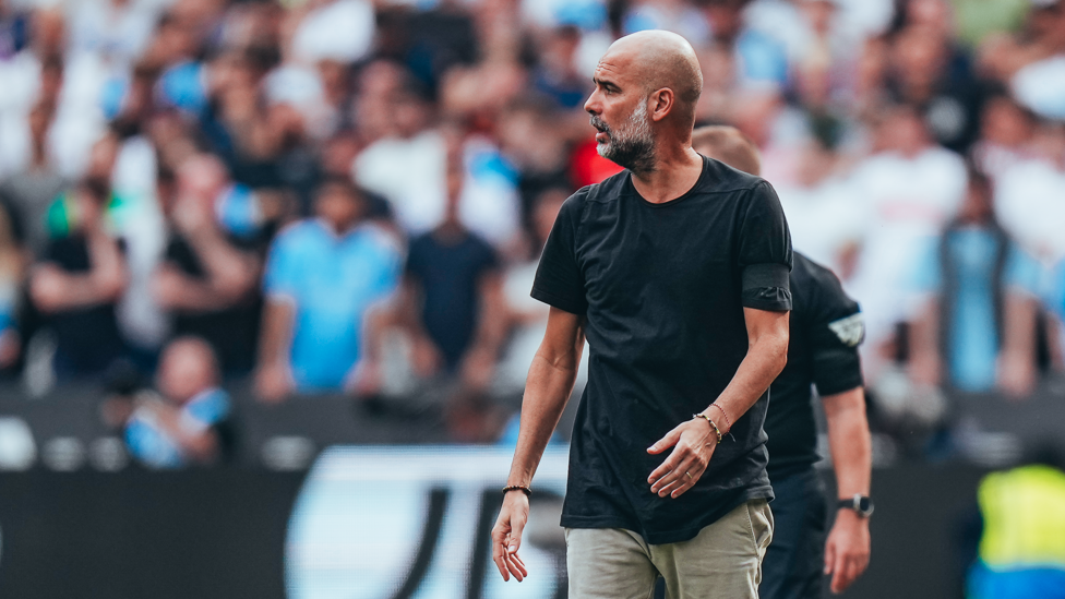 HAMMER BLOW : The boss reacts after the hosts take the lead.