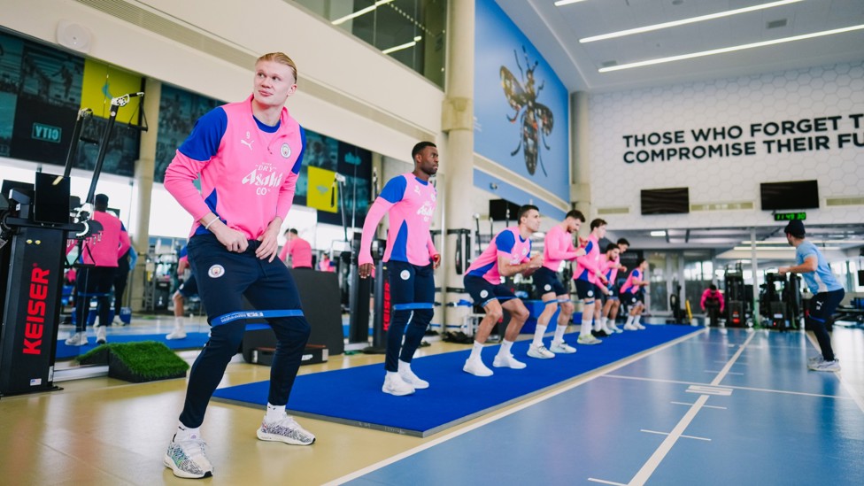 Line up : City players go through their warm-ups