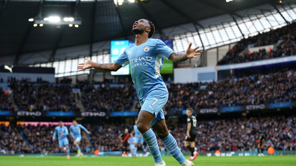 OHHH YESS : What a goal from Raheem!!