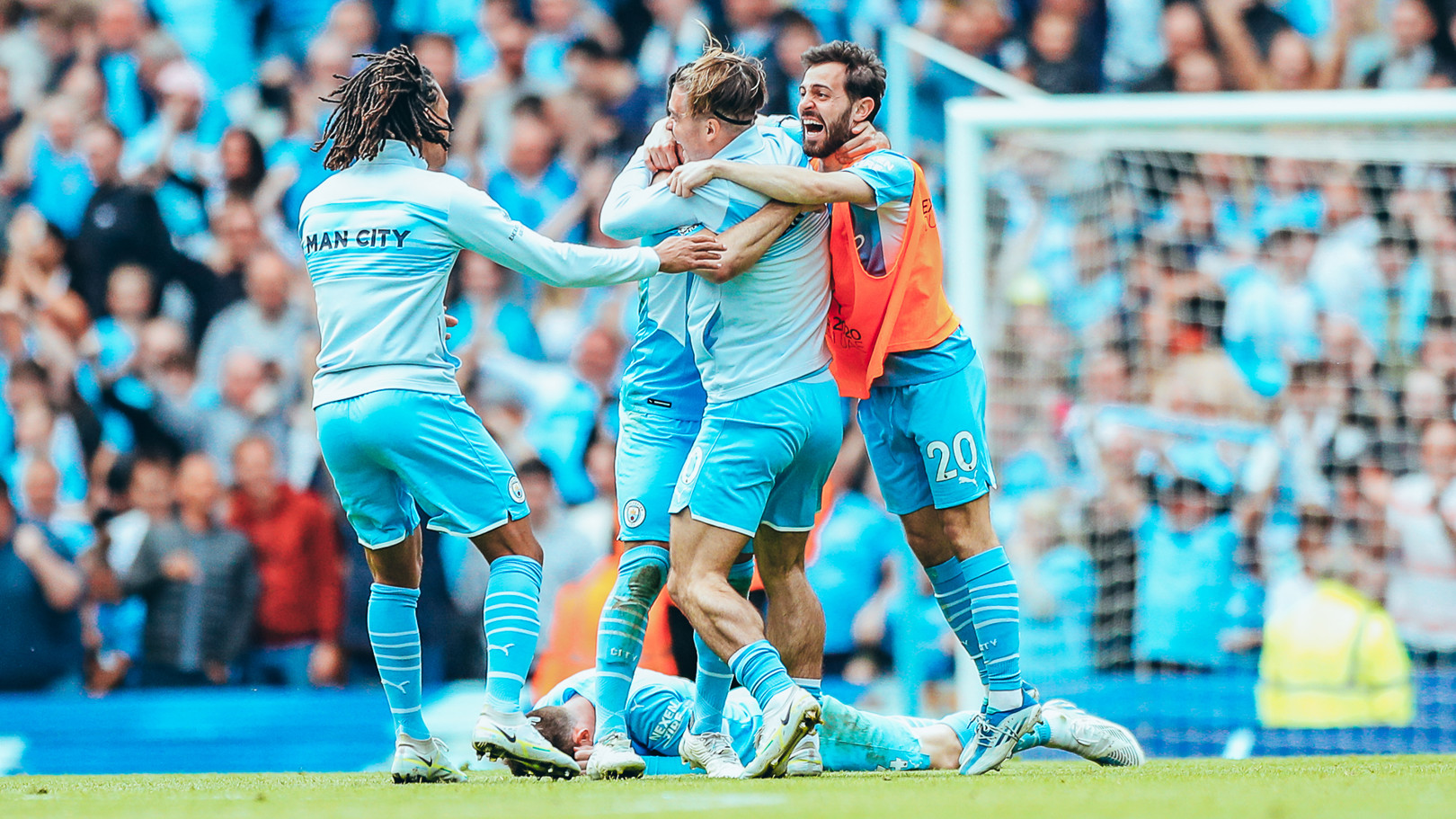 Which TV channel is Aston Villa v City on?