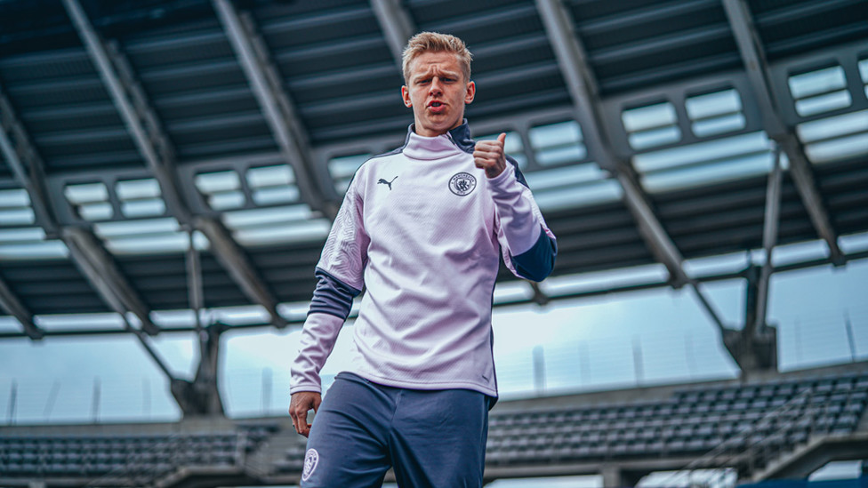 Z-INCH PERFECT : A thumbs up from our flying full-back ahead of the session!