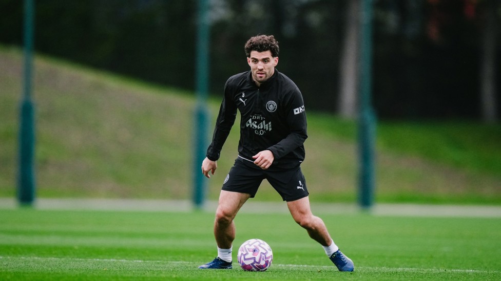 ON THE BALL : Mateo Kovacic