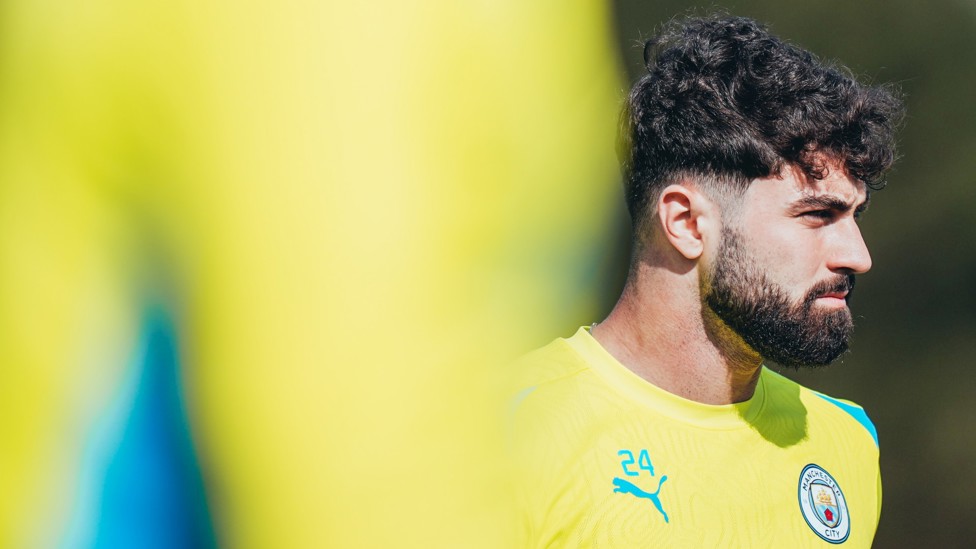 SUNSHINE SUPERMAN : Josko Gvardiol on the training pitch