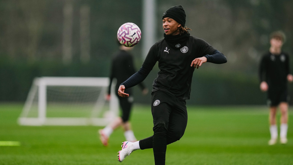 MAGIC  : Tyrone Samba has the ball under his spell.