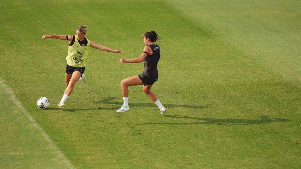 ONE ON ONE: Kerstin Casparij and Leila Ouahabi battle it out