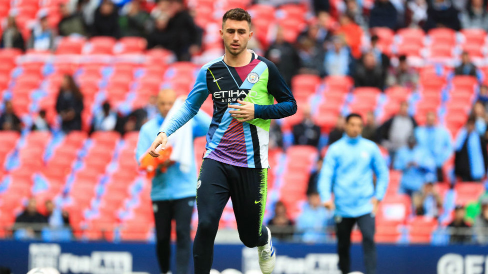 FRENCH FINESSE : Laporte sporting our limited edition jersey.