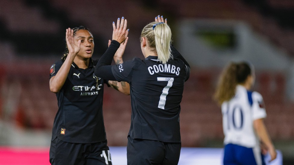 5-1 : Laura Coombs has the final say