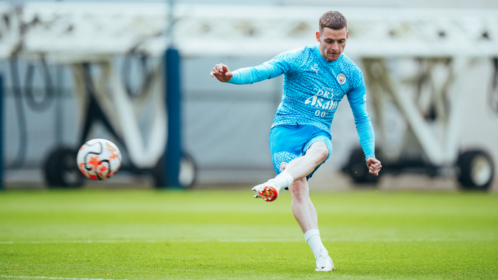 POWER SERGE: Sergio Gomez drills in a cross