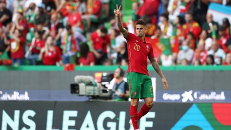 Cancelo e Bernardo brilham na vitória de Portugal