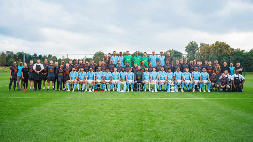Download now: Official 2023/24 team photo
