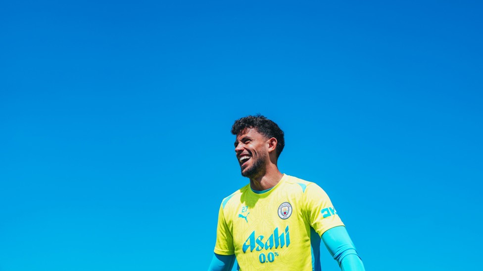 HIGH SPIRITS : Matheus Nunes cracks a joke