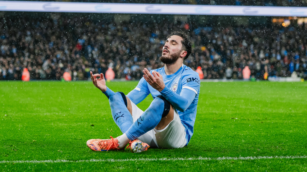 COPYCAT CHERKI : Rayan does Erling's trademark celebration!