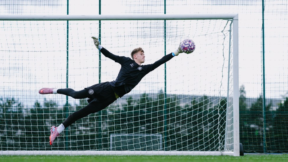 FULL STRETCH : Finleyy Grigg showcases his acrobatics.