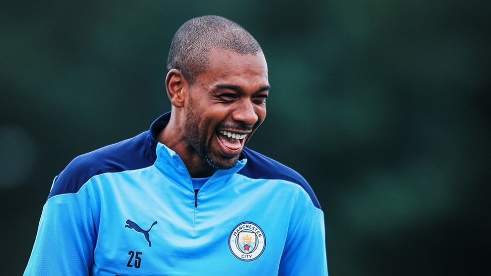 SIHIR BRASIL : Fernandinho sangat bersemangat!