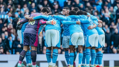 HUDDLE UP: Ready to play!