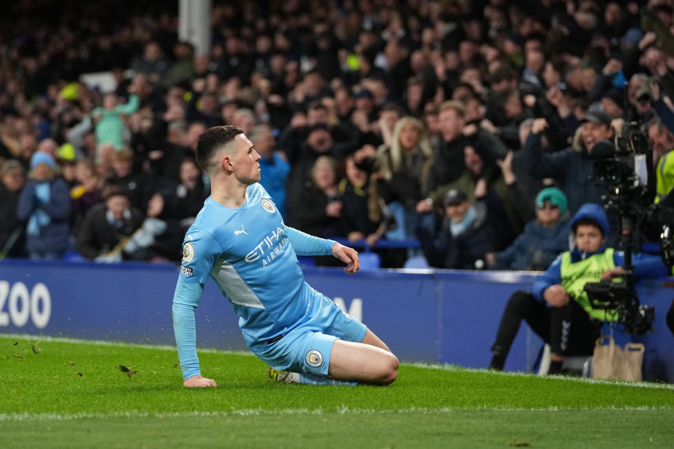 SOBERANIA NO GOODISON PARK : Em fevereiro de 2022, vitória do City por 1 a 0, com gol de Phil Foden.