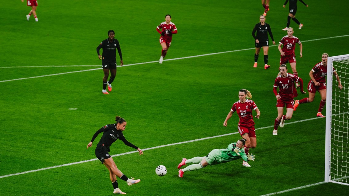 Gallery: City leave it late at Liverpool!