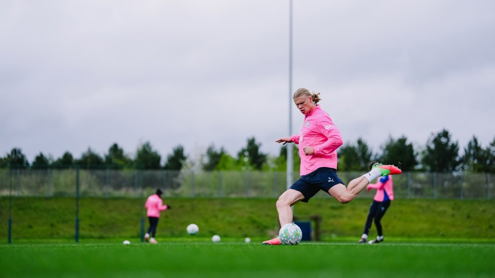 HAALAND HITS IT : The No.9 takes aim