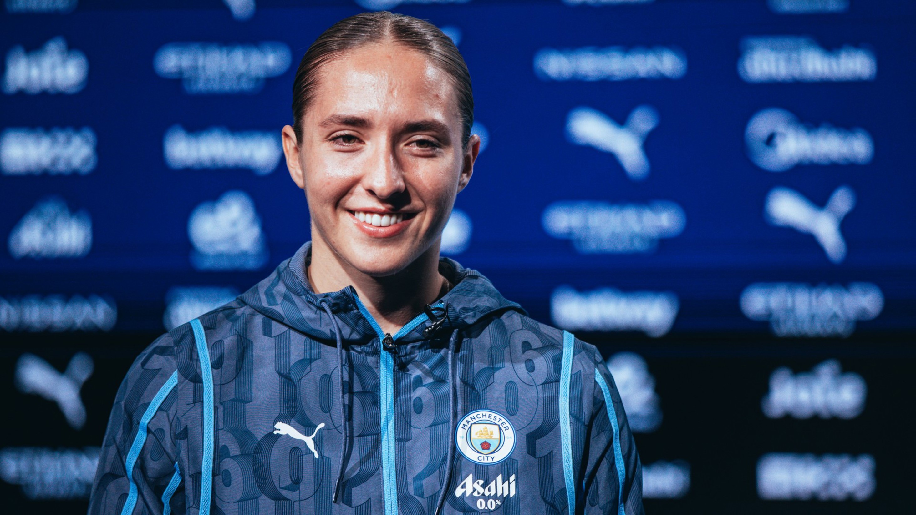 Gallery Layzell lands at City