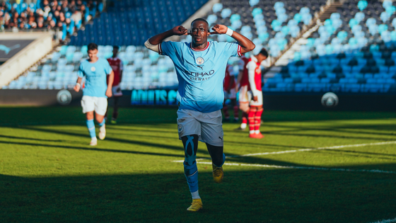 Carlos Borges made it five before half-time.