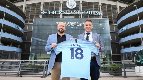 Man City secures partnership with tappit