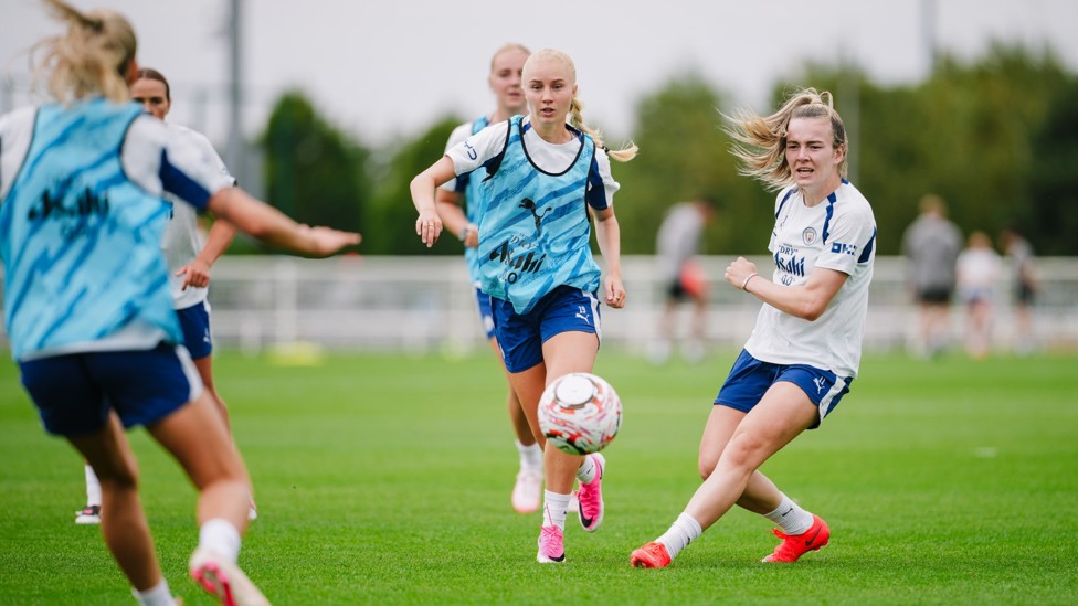 IN THE ACTION : Lauren Hemp and Laura Blinkilde-Brown