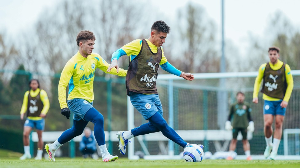 UNDER PRESSURE : Claudio Echeverri is closed down by James McAtee