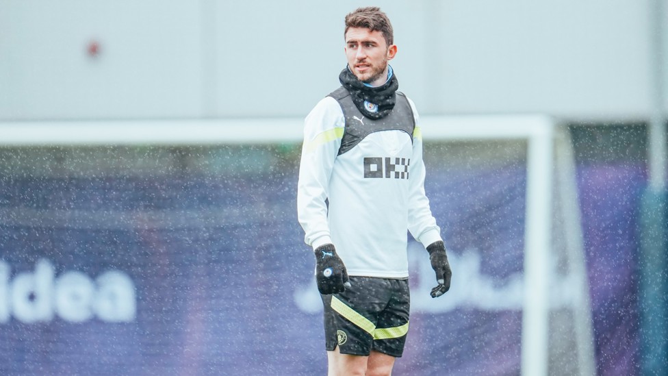 LAPORTING FOR DUTY : Aymeric Laporte focuses up