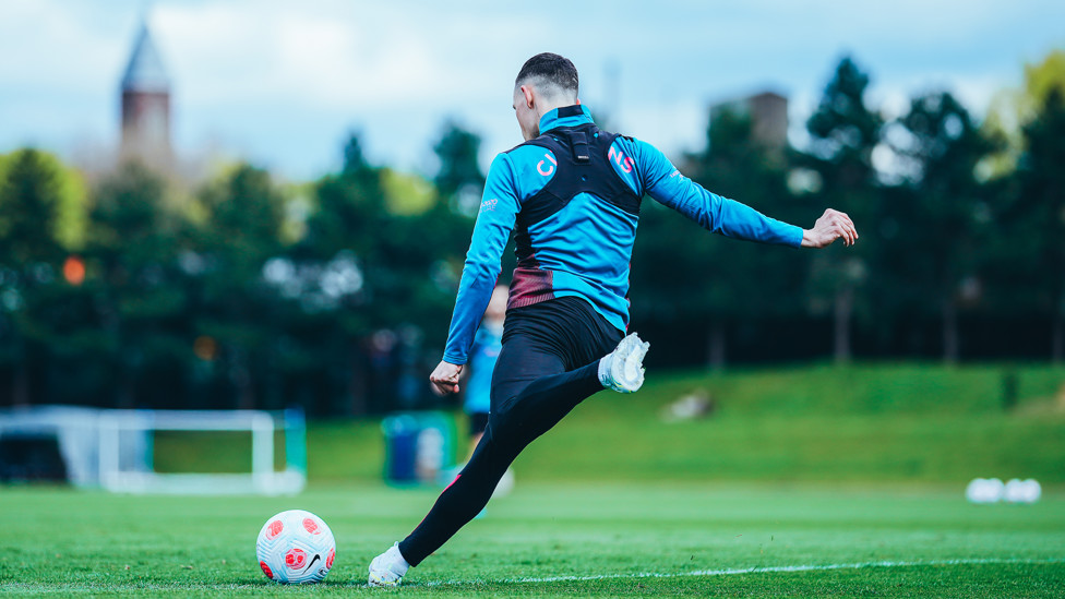 Phil Foden about to strike