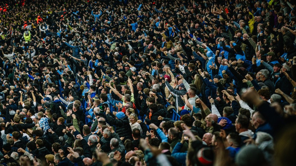 LOUD AND PROUD : Superb support!