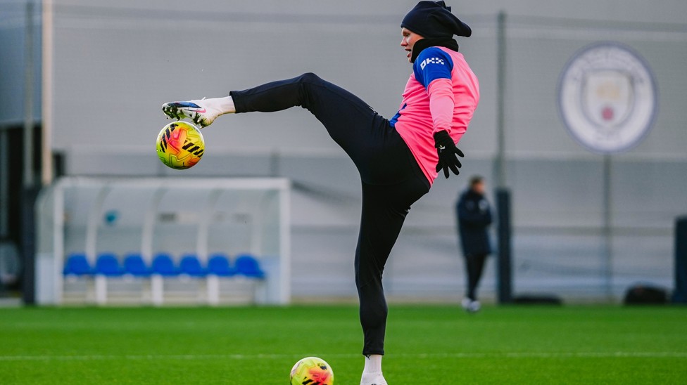 FLEXI TIME: Erling on the stretch