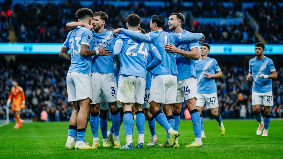 GROUP HUG : Loving it!